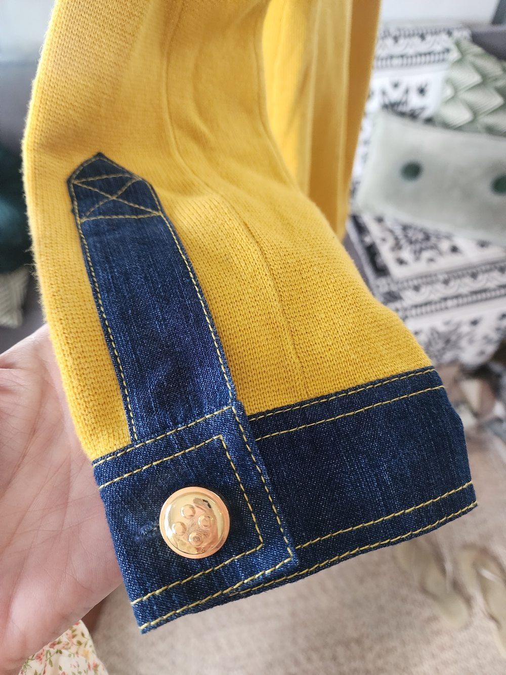 Marc by Marc Jacobs Mustard Yellow Sweater with Navy Trim - Picture 5 of 6